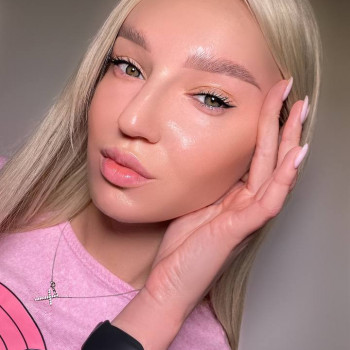 Довготривала укладка брів
                    Визажист Екатерина Софиевская Борщаговка