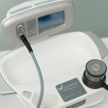 Лазерна Біоревіталізація Vitalaser
                    Косметологический центр Skin Studio Beauty FULL Львов