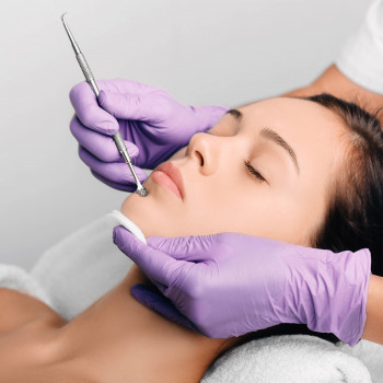 Чистка обличчя
                    Косметологический центр Skin Studio Beauty FULL Львов