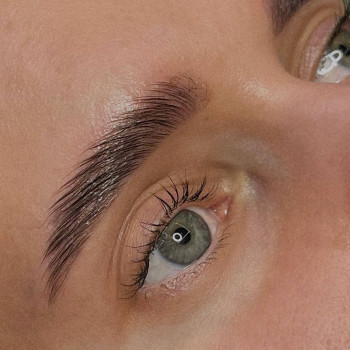 Корекція + фарбування брів
                    Салон красоты NS beauty studio Одесса