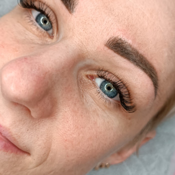 Перманентний макіяж брів