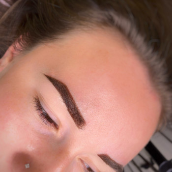 Перманентний макіяж
                    Мастер перманентного макияжа Лиана Днепр