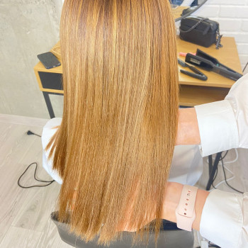 Реконструкція волосся
                    Парикмахер  Киев