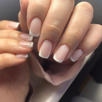 Французький манікюр френч, фото - Салон краси Pastel