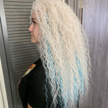 Прически, локоны, пучки
                    Мастер по наращиванию волос Елена Киев