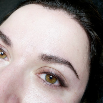 Татуаж очей "Стрілка"
                    Майстер перманентного макіяжу Татьяна Львів