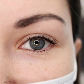 Татуаж очей "Стрілка"
                    Майстер перманентного макіяжу Татьяна Львів