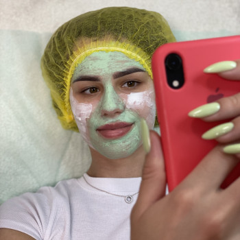 Догляд для шкіри обличчя
                    Косметолог Екатерина Киев