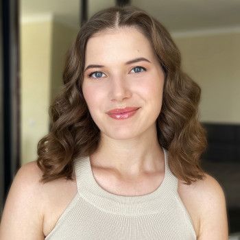 укладка на середнє волосся, короткі стрижки, які молодять