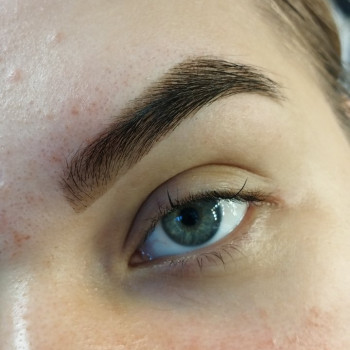 Комплекс "Корекція + фарбування брів"
                    Лешмейкер Марiя Киев