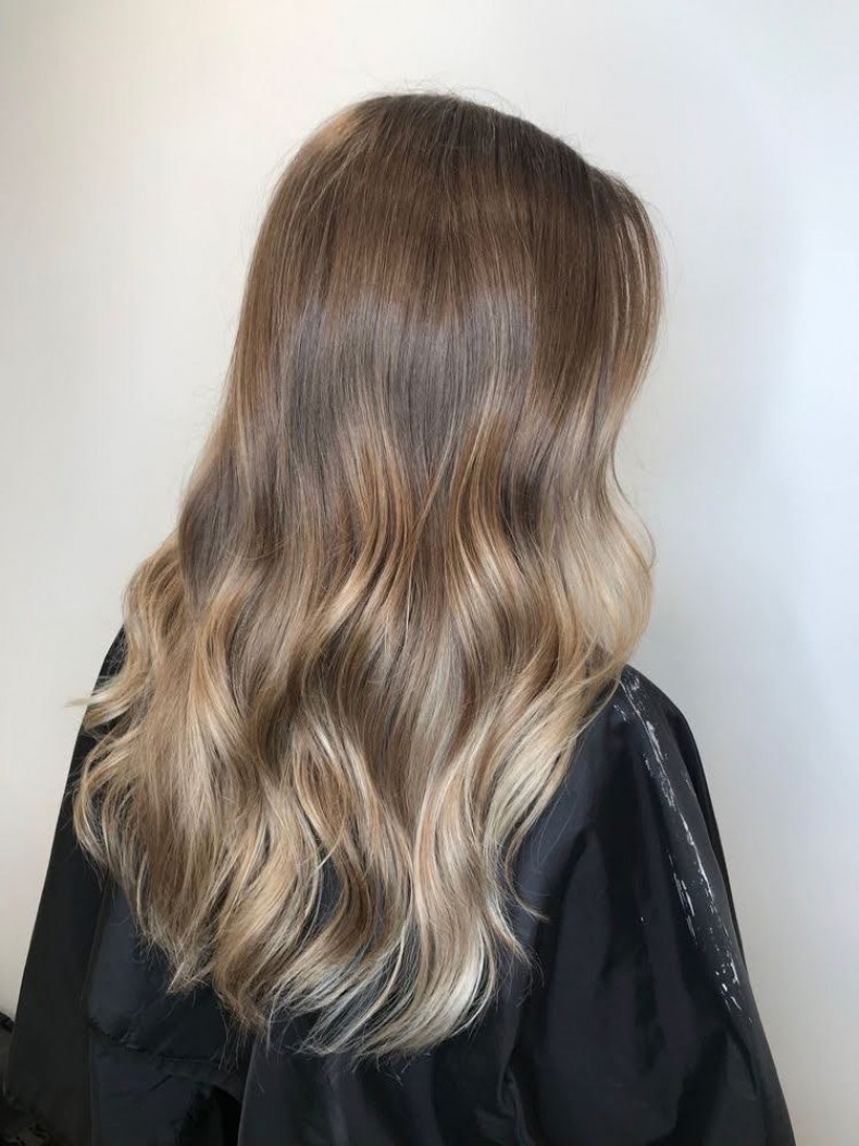 Стрижка на длинные волосы женская укладка волос, фото - Студия красоты Beauty Land salon