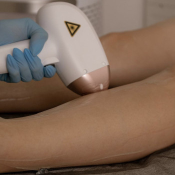 Лазерна епіляція
                    Мастер перманентного макияжа Диана Киев