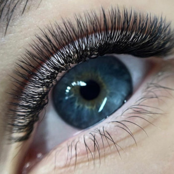 Нарощування вій
                    Лешмейкер  Вінниця