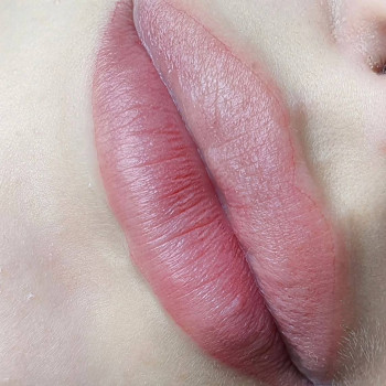 Перманентный макияж
                    Майстер перманентного макіяжу Виктория Київ