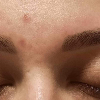 Воскова корекція + фарбування брів
                    Майстер манікюру Наталія Львів