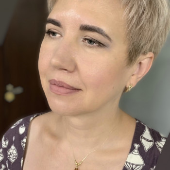 Макіяж
                    Парикмахер-визажист Елена Харьков