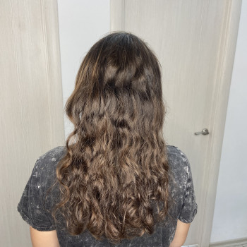 Кератинове вирівнювання
                    Трітментолог Кристина Дніпро