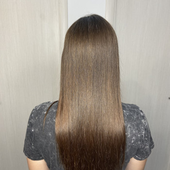 Кератинове вирівнювання
                    Трітментолог Кристина Дніпро