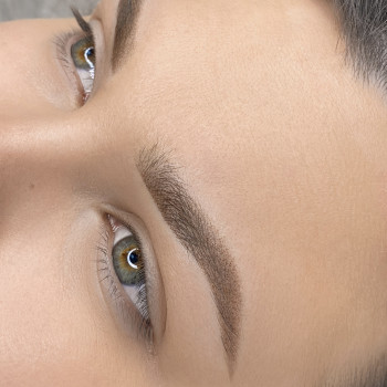 Пудрове напилення
                    Майстер перманентного макіяжу Наталія Рівне