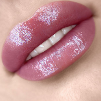 Перманентний макіяж
                    Мастер перманентного макияжа  Киев