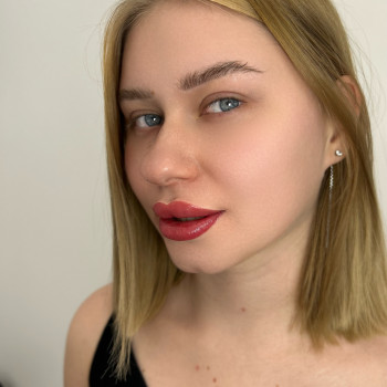 Перманентний макіяж губ 
Ціна 1700 грн, фото - Майстер перманентного макіяжу Елена Парамонова