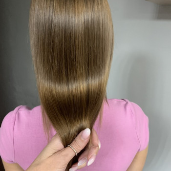 Ботокс волосся
                    Салон краси HelenS Харків