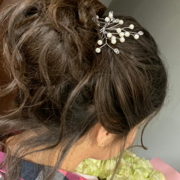 Вечірні зачіски
                    Перукар-візажист Елена Харків