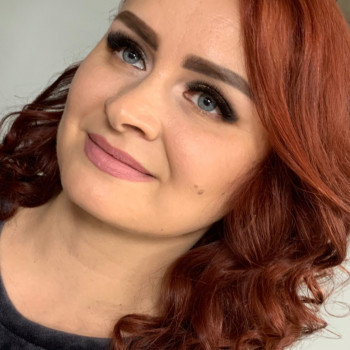 Вечірні зачіски
                    Перукар-візажист Елена Харків