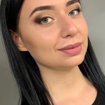 Макіяж
                    Парикмахер-визажист Елена Харьков