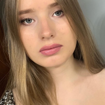 Макіяж
                    Парикмахер-визажист Елена Харьков