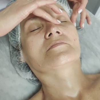 Масаж обличчя
                    Косметолог Юлия Днепр