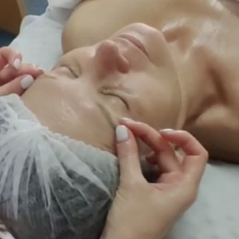 Масаж обличчя
                    Косметолог Юлия Днепр