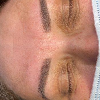 Перманент бровей спустя 2 года

 
 