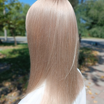 Блонд, тотал блонд, освітлення волосся.
                    Жіночий перукар  Запоріжжя