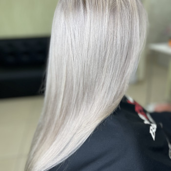 Осветление волос
                    Перукар Римма Харків