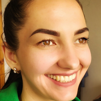 Коррекция и окрашивание бровей
                    Візажист Оксана Чернігів