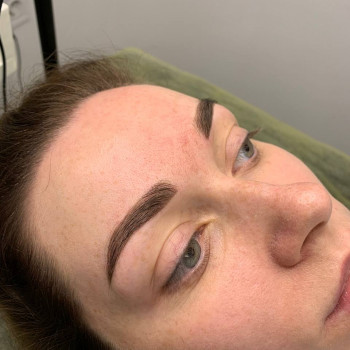 Перманентний макіяж
                    Майстер перманентного макіяжу Ирина Київ