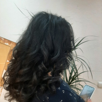 Вечірня весільна зачіска
                    Перукар-колорист Анастасия Черкаси