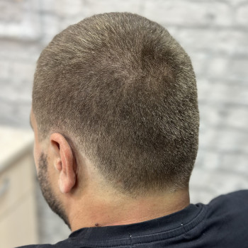 Чоловічі стрижки від класичних до модельних