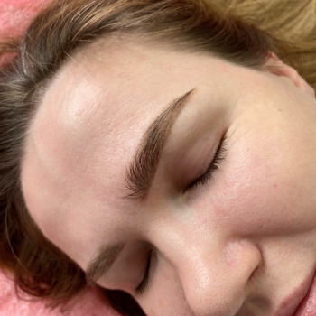 Загоєнні бровки?