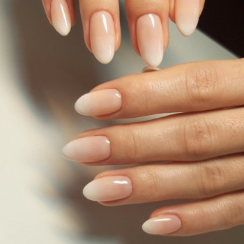 Комбінований манікюр, градієнт, топ глянцевий