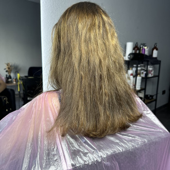 Кератинове вирівнювання
                    Салон красоты  Ивано-Франковск