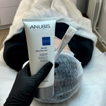 Алоє Вера гель (холодне гідрування у чистках обличчя)