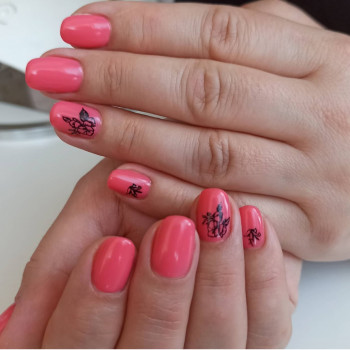 Апаратний манікюр, дизайн, топ