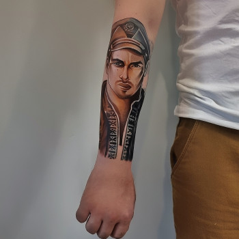 Тату для хлопців на руці портрет, фото - Тату салон Galun Tattoo Studio