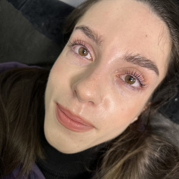 Ламінування вій
                    Лешмейкер Нина Миколаїв