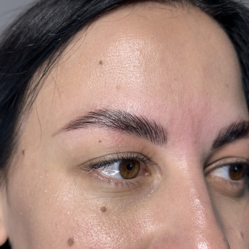 Долговременная укладка бровей
                    Лешмейкер Нина Николаев