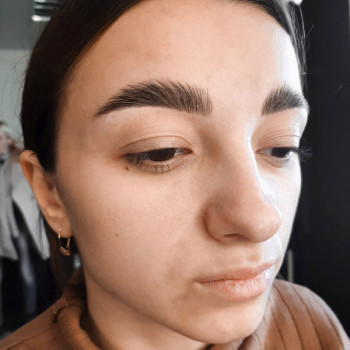 Ламінування брів