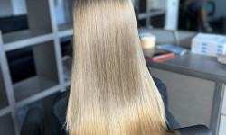 Кератинове вирівнювання волосся Перукар Світлана Київ