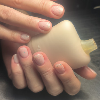 Апаратний манікюр, однотонне покриття, топ